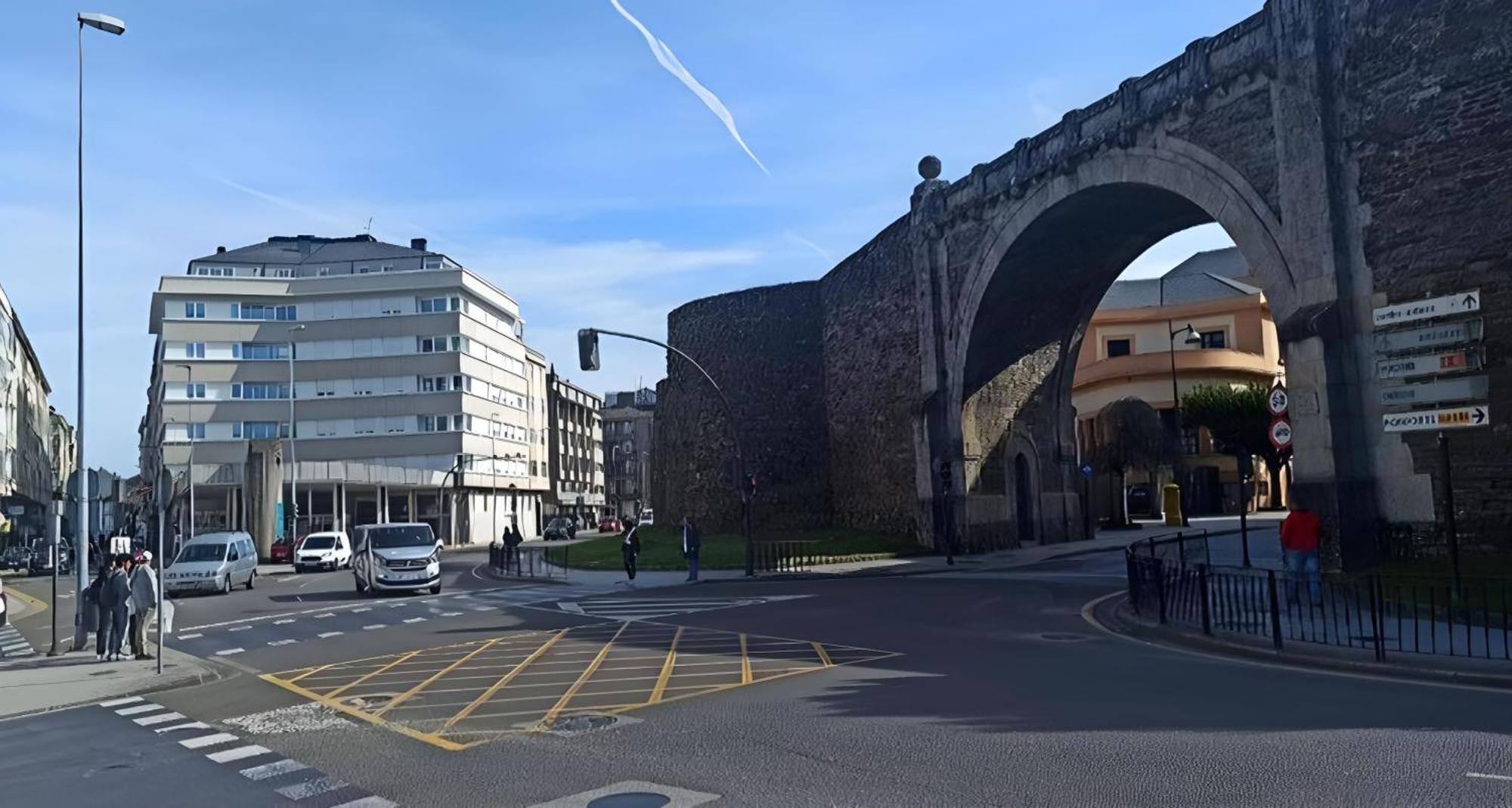 Adarve, Con Parking Y Vistas A La Muralla Lugo Exterior photo